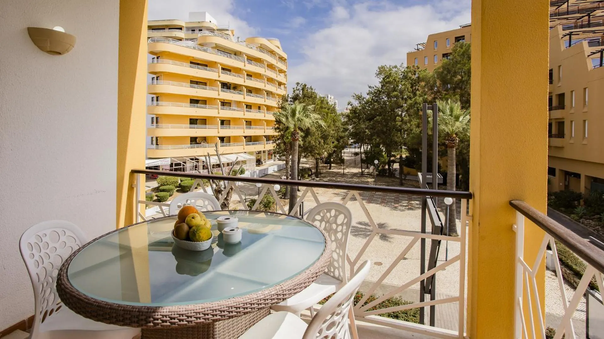 T3 Triplex Vista Mar Marina De Vilamoura-Greice Homes